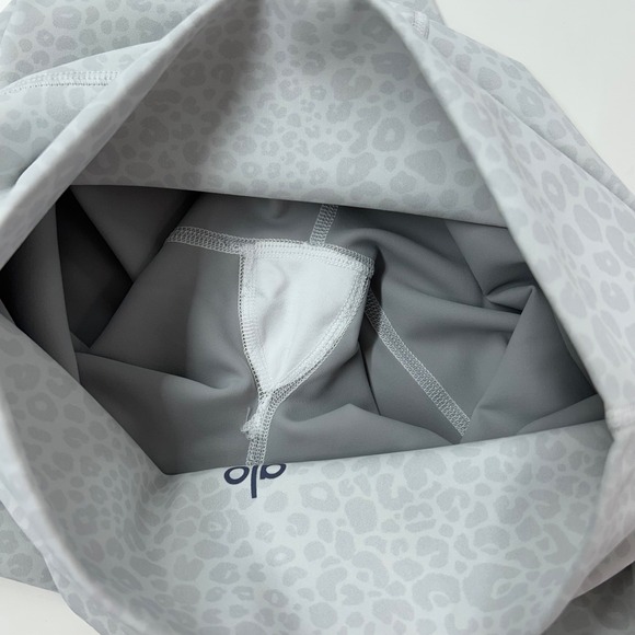 Alo Yoga High Waist Vapor Leggings Women's Small White Leopard Print - Picture 10 of 10